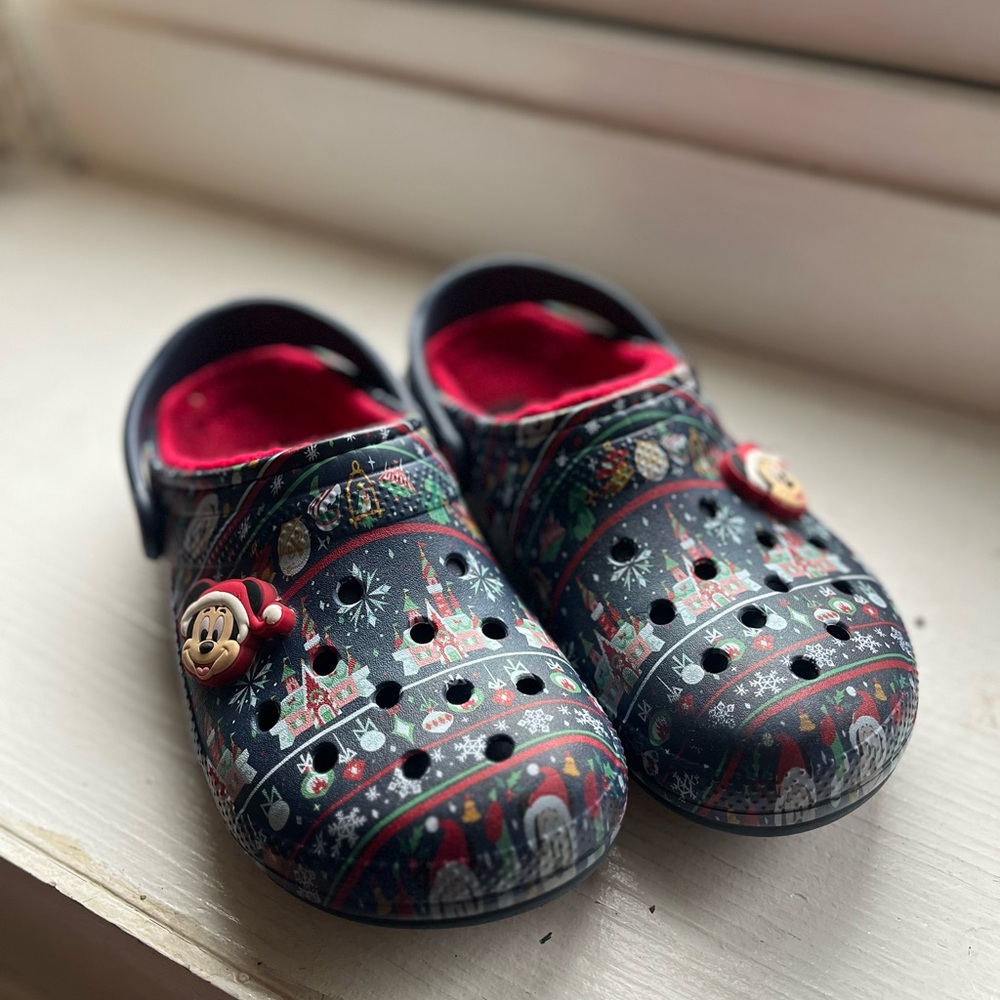 Disney Parks 2020 Christmas crocs